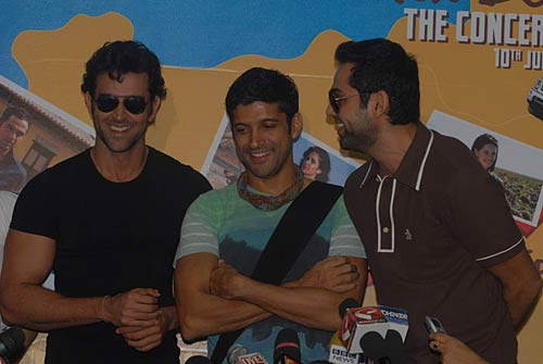 रोड शो पर ‘जिंदगी ना मिलेगी...’ की टीम । 'कैट-फरहान-अभय'