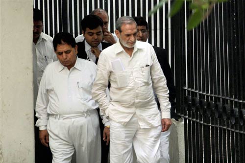 18 जुलाई 2011: तस्‍वीरों में दिनभर की बड़ी खबरें  | पढ़ें