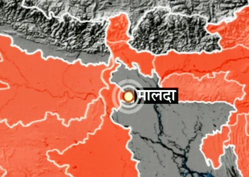 मालदा में बैंगलोर-गुवाहाटी ट्रेन दुर्घटना की पहली तस्वीरें