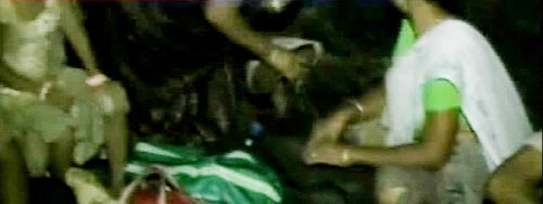 मालदा में बैंगलोर-गुवाहाटी ट्रेन दुर्घटना की पहली तस्वीरें