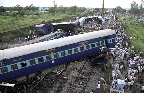 10 जुलाई 2011: तस्‍वीरों में देखें दिनभर की बड़ी खबरें