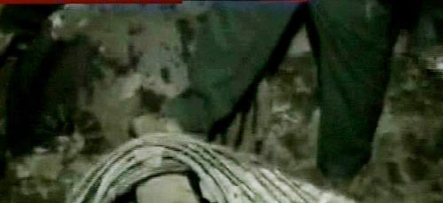 मालदा में बैंगलोर-गुवाहाटी ट्रेन दुर्घटना की पहली तस्वीरें