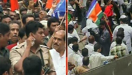 क्यों रैली में साथ उतरे उद्धव-राज ठाकरे?