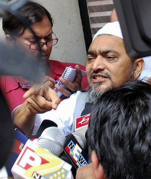 25 जुलाई 2011: तस्‍वीरों में देखें दिनभर की बड़ी खबरें  | पढ़ें