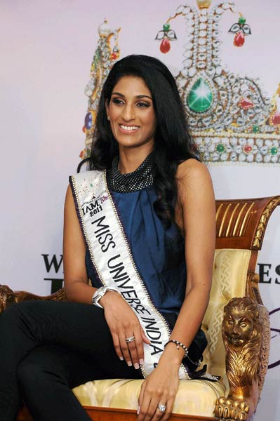 बीते सप्‍ताह बॉलीवुड की हलचल | स्विमसूट में जलपरियां