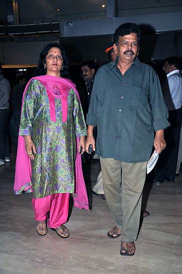 'आरक्षण' के प्रीमियर की तस्वीरें | दीपिका के जलवे