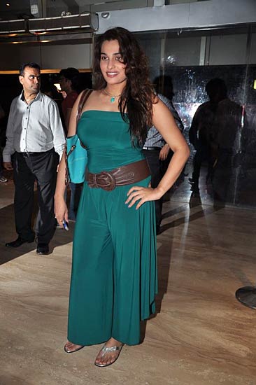 'आरक्षण' के प्रीमियर की तस्वीरें | दीपिका के जलवे