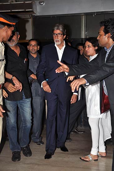 तस्‍वीरों में बीते सप्‍ताह बॉलीवुड की हलचल । बॉलीवुड हसीनाएं