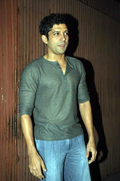 लाल परियों से रोशन अभिषेक का बर्थडे | बॉलीवुड की परियां