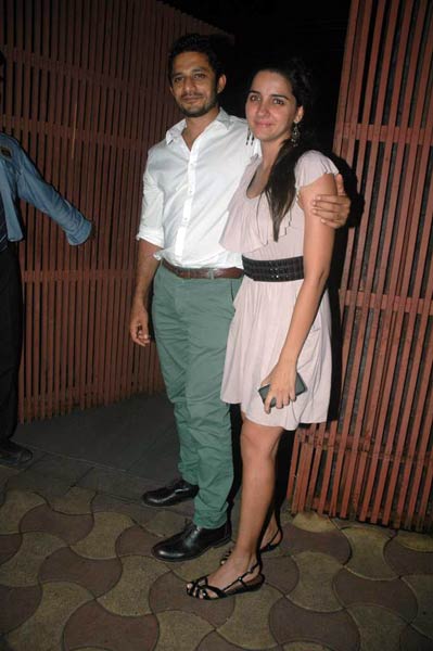 लाल परियों से रोशन अभिषेक का बर्थडे | बॉलीवुड की परियां