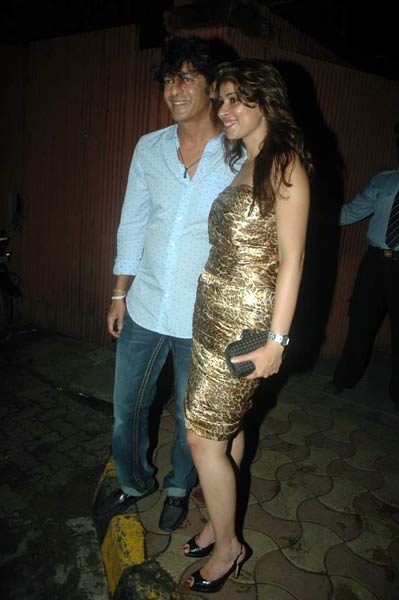 लाल परियों से रोशन अभिषेक का बर्थडे | बॉलीवुड की परियां