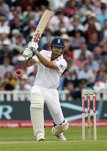 12 अगस्‍त 2011: तस्‍वीरों में देखें दिनभर की बड़ी खबरें | पढ़ें