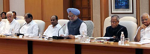 सर्वदलीय बैठक में जनलोकपाल पर नहीं बनी सहमति
