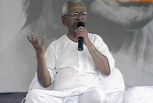 अन्‍ना की हुंकार, लोगों को मिले सही आजादी