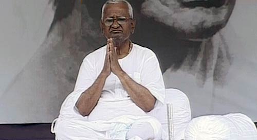 अन्‍ना की हुंकार, लोगों को मिले सही आजादी