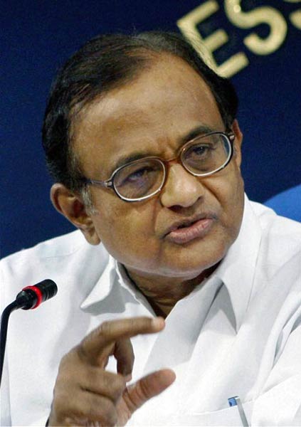 अन्ना के समर्थन में सड़क पर जनता | अन्‍ना हुए गिरफ्तार