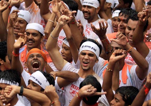 अन्‍ना लहर में झूम रहा भारत... | मैं भी अन्‍ना, तू भी अन्‍ना