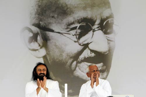 अन्‍ना लहर में झूम रहा भारत... | मैं भी अन्‍ना, तू भी अन्‍ना