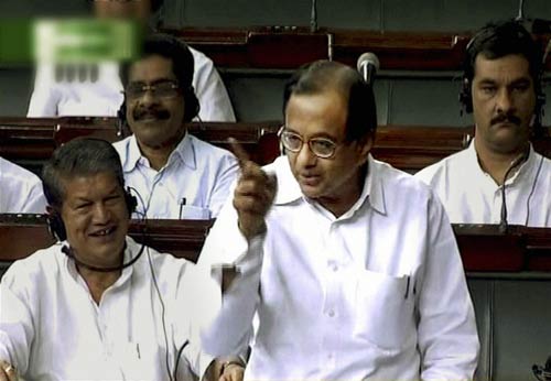 अन्‍ना तिहाड़ में लेकिन हल्‍ला लोकसभा में | उमड़ा जनसैलाब