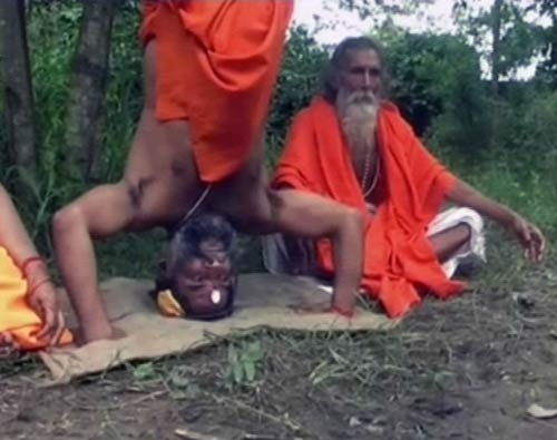 ये हैं अन्ना के अलबेले समर्थक... | सड़कों पर समर्थन