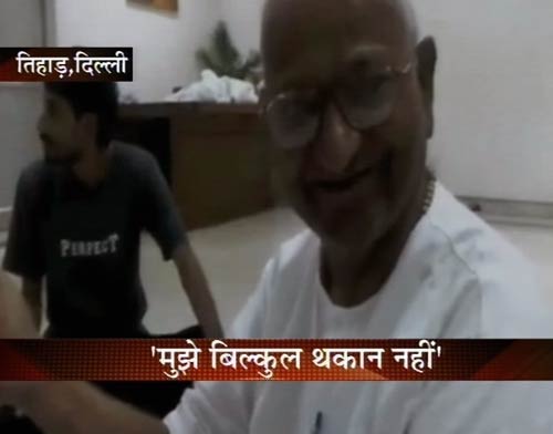 ये हैं अन्ना के अलबेले समर्थक... | सड़कों पर समर्थन