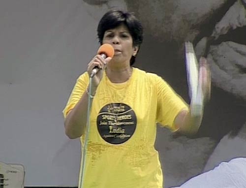 देश में उठी अन्‍ना की लहर... | अलबेले समर्थक...