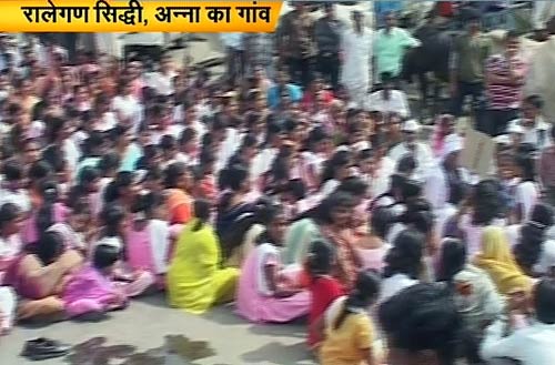 अन्‍ना के समर्थन में उतरा जनसैलाब | जेल गए अन्ना