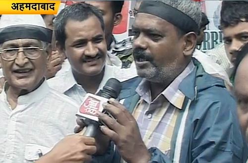 अन्‍ना के समर्थन में उतरा जनसैलाब | जेल गए अन्ना