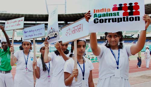 अन्‍ना के आंदोलन में कैसे-कैसे नारे... | फोटो: अलबेले समर्थक