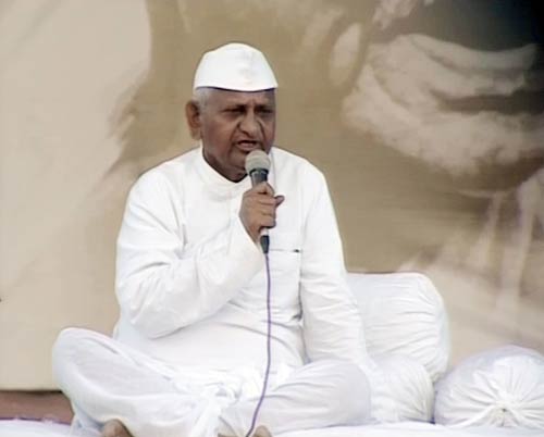 अन्‍ना: रामलीला वाया मयूर विहार टू तिहाड़...| हर ओर अन्‍ना...