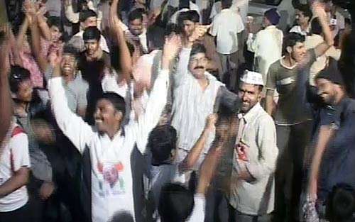 जनसंसद की जीत का जश्‍न | मैं भी अन्‍ना, तू भी अन्‍ना...