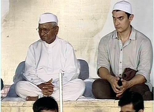 जनसंसद की जीत का जश्‍न | मैं भी अन्‍ना, तू भी अन्‍ना...