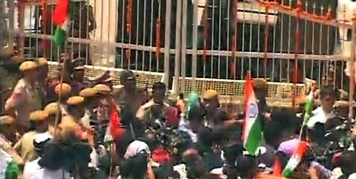 अन्‍ना के आंदोलन का दूसरा दिन | जेल गए अन्ना