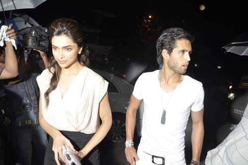 देखें सलमान की बहन की बर्थडे पार्टी । मान्यता की पार्टी