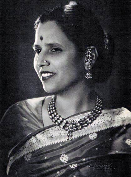 तस्‍वीरों में बीते सप्‍ताह बॉलीवुड की हलचल । बॉलीवुड हसीनाएं