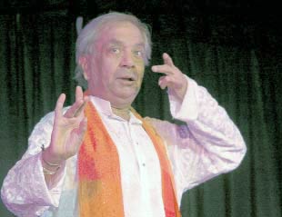 तस्‍वीरों में बीते सप्‍ताह बॉलीवुड की हलचल । बॉलीवुड हसीनाएं