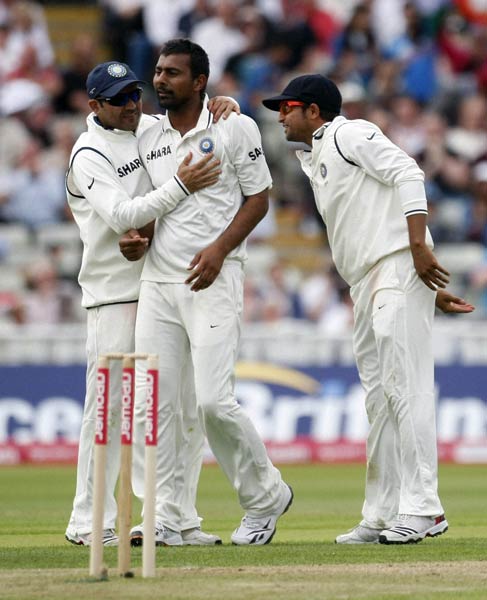 बर्मिंघम टेस्टः दूसरे दिन कुक की शानदार पारी से इंग्लैंड मजबूत