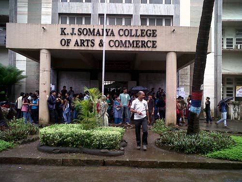 अन्ना के आंदोलन पर आपकी भेजी तस्वीरें | सड़कों पर समर्थक