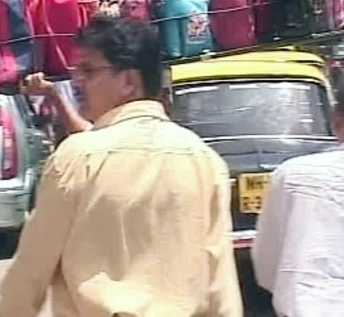 अन्‍ना के समर्थन में मुंबई के डिब्‍बावाले | आपकी भेजी तस्‍वीरें