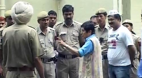 दिल्‍ली में तेज हुई आंदोलन की आंधी | उमड़ा जनसैलाब