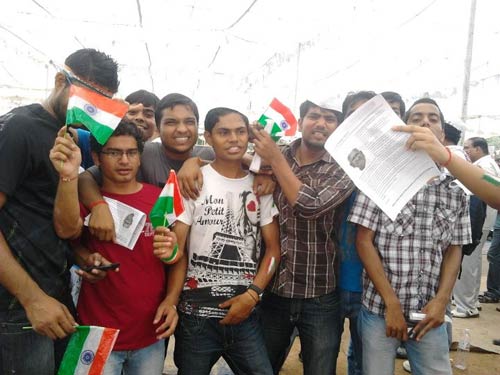 20 अगस्‍त 2011: लोगों ने आजतक को भेजी तस्‍वीरें | आपकी तस्‍वीरें