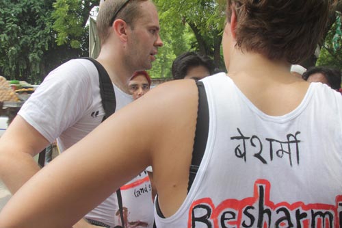 दिल्‍ली में निकला बेशर्मी मोर्चा