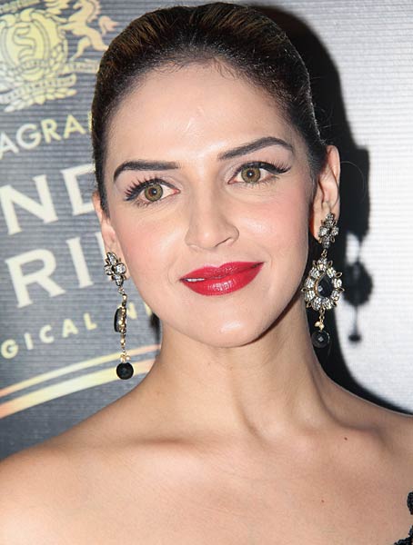 ब्‍लेंडर्स प्राइड फैशन टूअर में सितारों का जलवा | ब्राइडल वीक