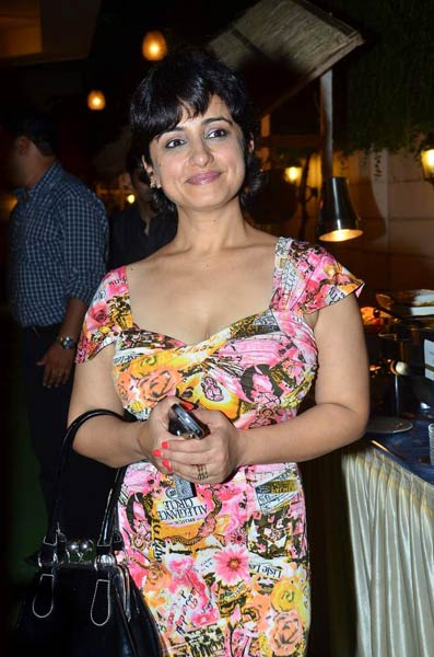 परी कथाओं से कम नहीं ग्‍लैमर की दुनिया