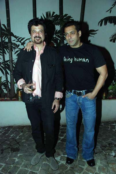 जानें बॉलीवुड में कौन हैं किसका दोस्‍त...। बॉलीवुड हसीनाएं