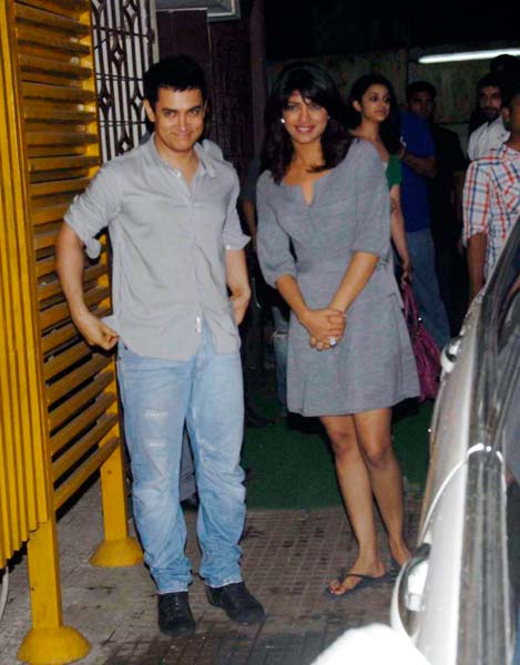 जानें बॉलीवुड में कौन हैं किसका दोस्‍त...। बॉलीवुड हसीनाएं