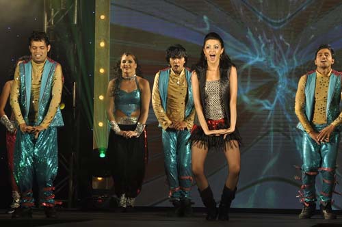 सितारों से रोशन 'गीतांजलि नाइट' | एचडीआईएल फैशन वीक