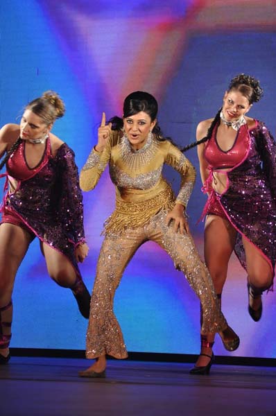 सितारों से रोशन 'गीतांजलि नाइट' | एचडीआईएल फैशन वीक