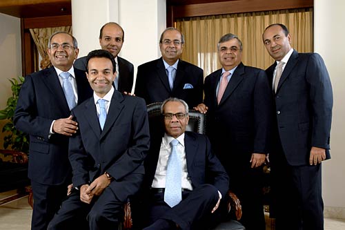 आया 'प्‍यार के दो तार से संसार बांधने' का त्‍योहार