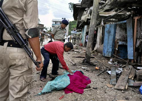 01 अगस्त 2011: तस्वीरों में देखें दिनभर की बड़ी खबरें । पढ़ें